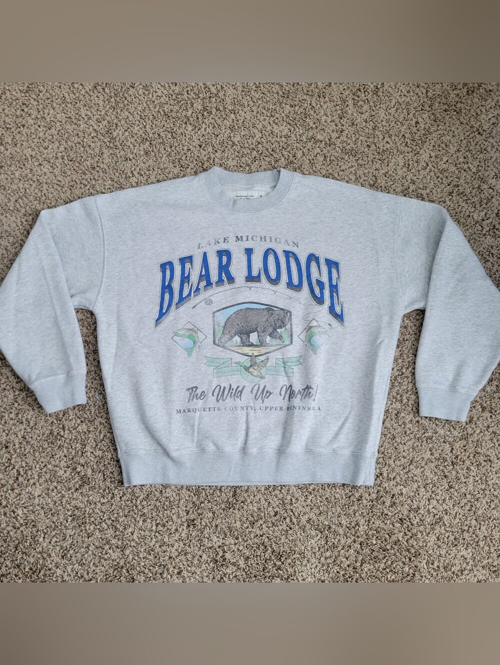 Abercrombie & Fitch Sweatshirt Lake Michigan Bear Lodge Gray Fleece Medium